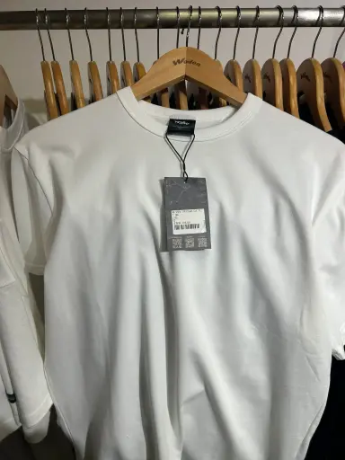 25FW018 Clean Cut Fit Tee